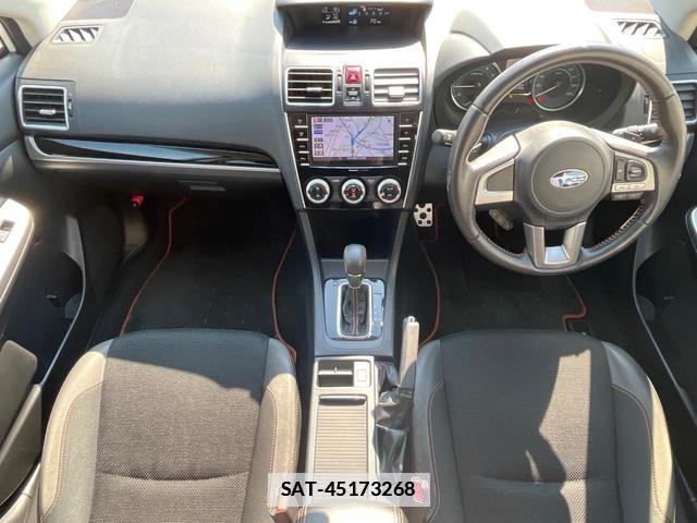 Subaru XV 2016-10 7803193-1