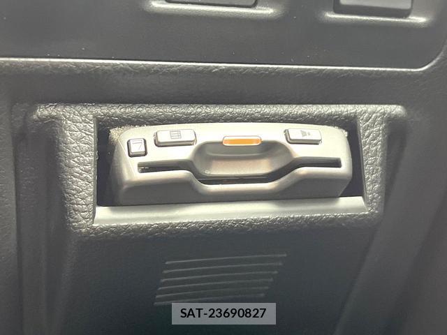 Subaru XV 2014-06 7804568-4