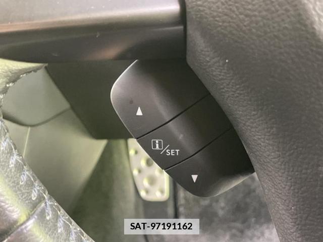 Subaru XV 2013-05 7806338-15