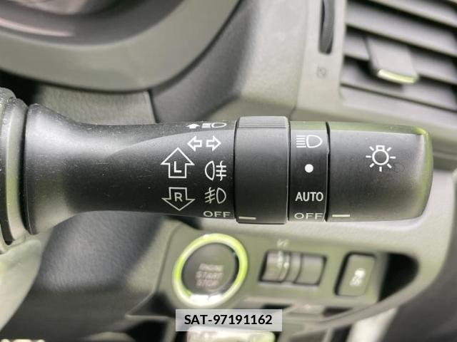 Subaru XV 2013-05 7806338-16
