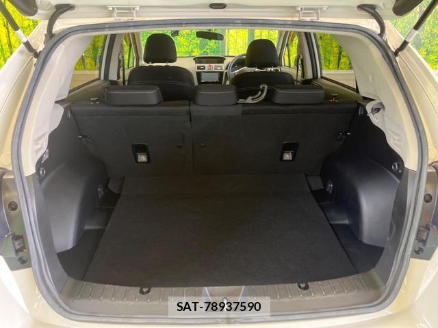Subaru XV 2015-06 7806640-10