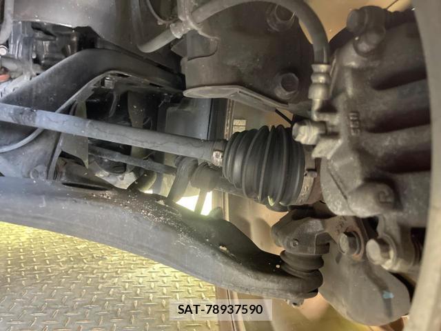 Subaru XV 2015-06 7806640-19