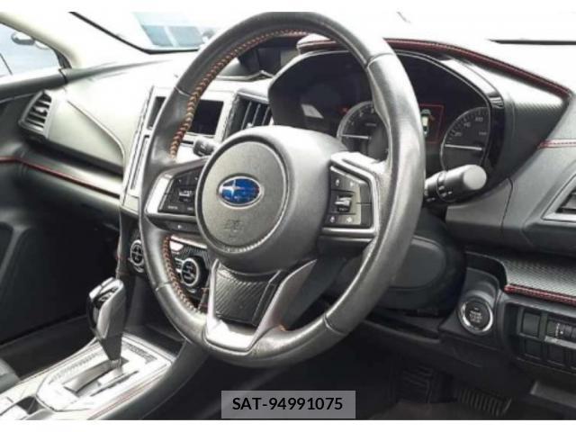 Subaru XV 2017-10 7807834-2