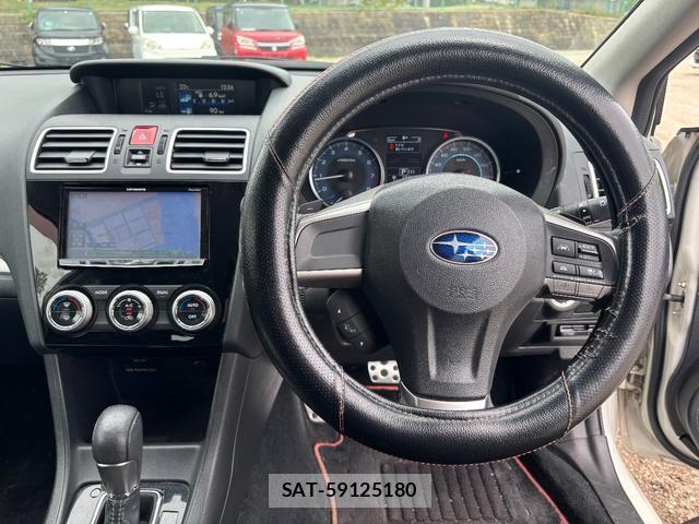 Subaru XV 2015-01 7808485-7