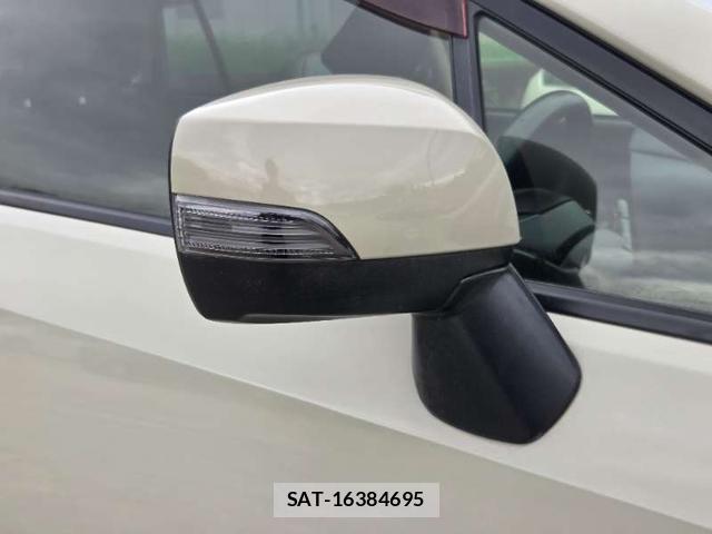 Subaru XV 2014-04 7808525-14