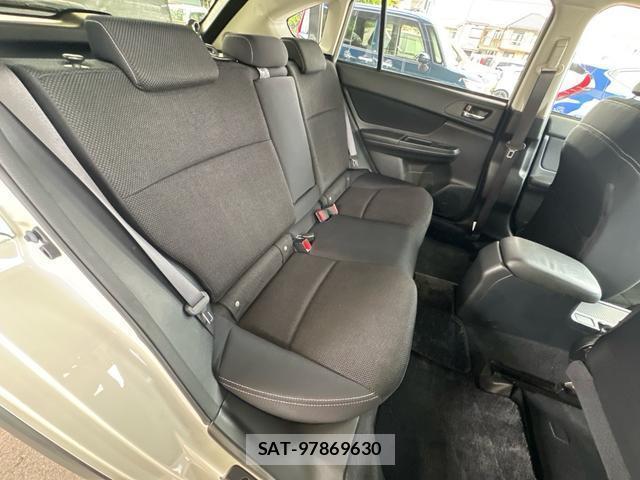 Subaru XV 2013-11 7808986-12