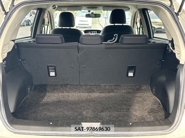 Subaru XV 2013-11 7808986-14