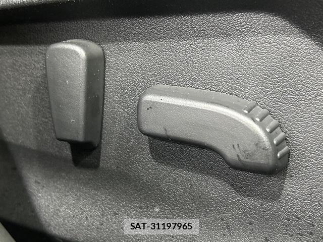 Subaru XV 2017-06 7809087-9