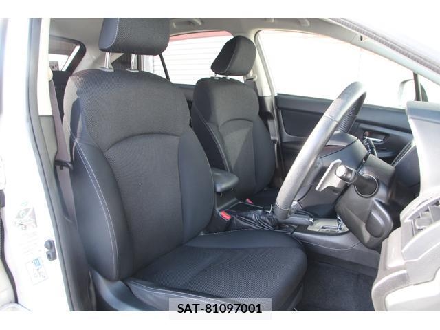 Subaru XV 2013-02 7810697-16