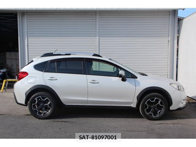 Subaru XV 2013-02 7810697-3
