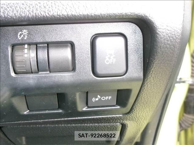 Subaru XV 2013-06 7811238-10