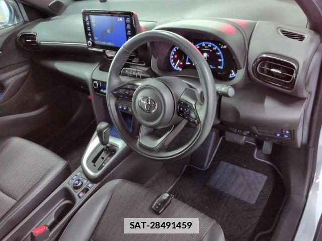 Toyota YARIS CROSS 2023-06 7793891-2