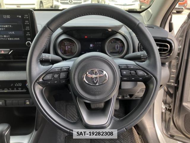 Toyota YARIS CROSS 2020-11 7795446-14