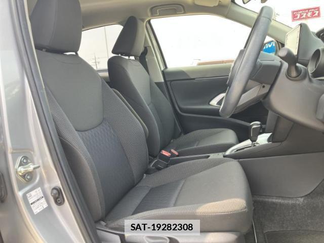 Toyota YARIS CROSS 2020-11 7795446-3