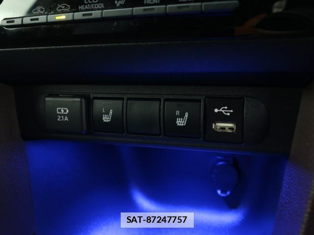 Toyota YARIS CROSS 2020-11 7796311-16
