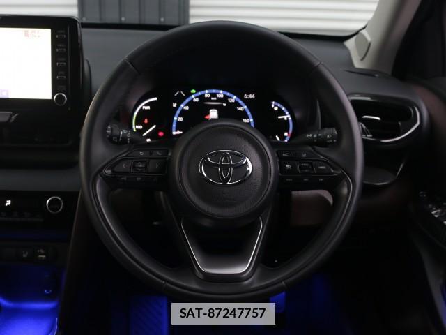 Toyota YARIS CROSS 2020-11 7796311-17