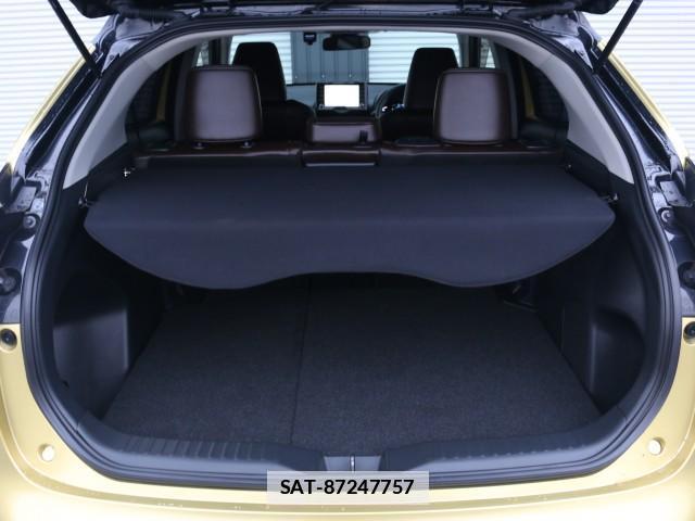 Toyota YARIS CROSS 2020-11 7796311-18