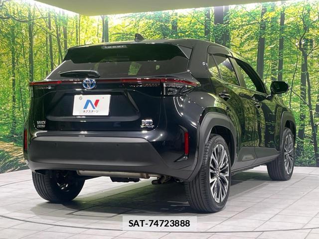 Toyota YARIS CROSS 2022-09 7797573-16
