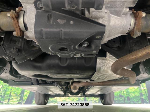 Toyota YARIS CROSS 2022-09 7797573-18