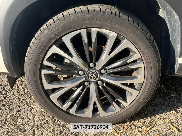 Toyota YARIS CROSS 2020-10 7800080-16