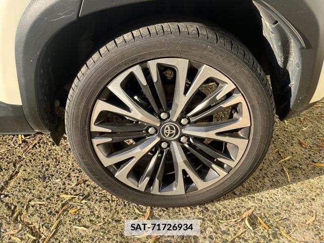 Toyota YARIS CROSS 2020-10 7800080-17
