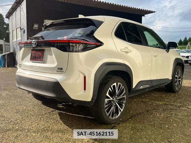 Toyota YARIS CROSS 2021-03 7800107-5