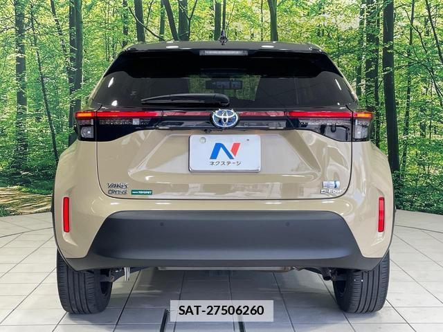 Toyota YARIS CROSS 2022-05 7801552-14