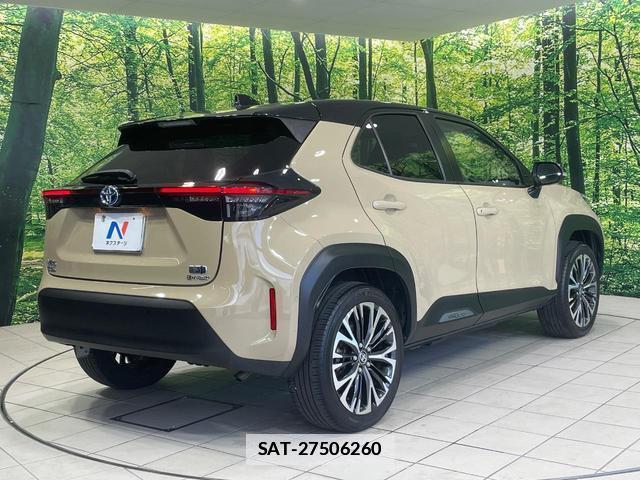 Toyota YARIS CROSS 2022-05 7801552-16