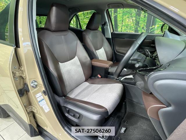 Toyota YARIS CROSS 2022-05 7801552-7