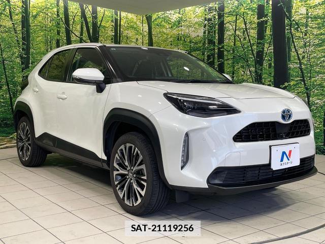 Toyota YARIS CROSS 2021-08 7801595-15
