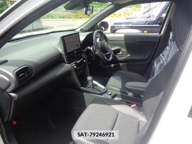 Toyota YARIS CROSS 2026-05 7802048-10