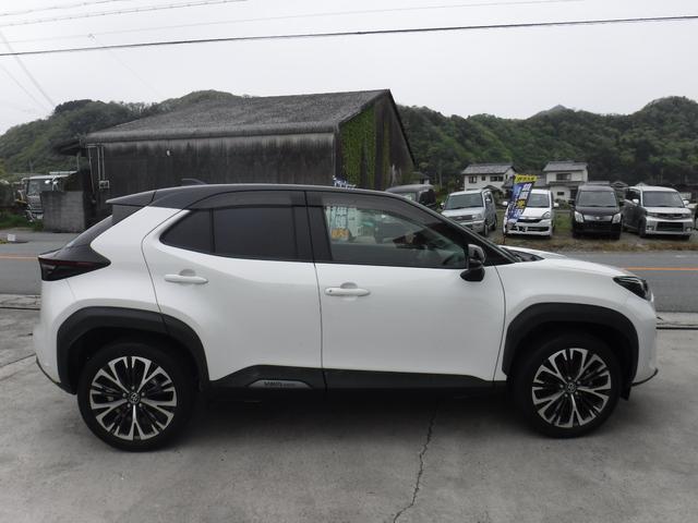 Toyota YARIS CROSS 2020-08 7806437-14