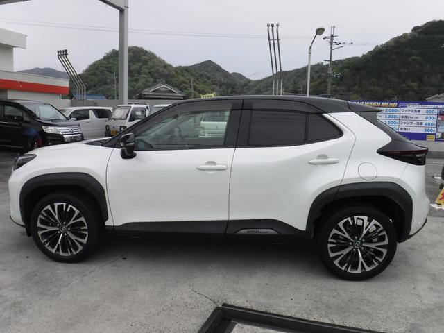 Toyota YARIS CROSS 2020-08 7806437-4