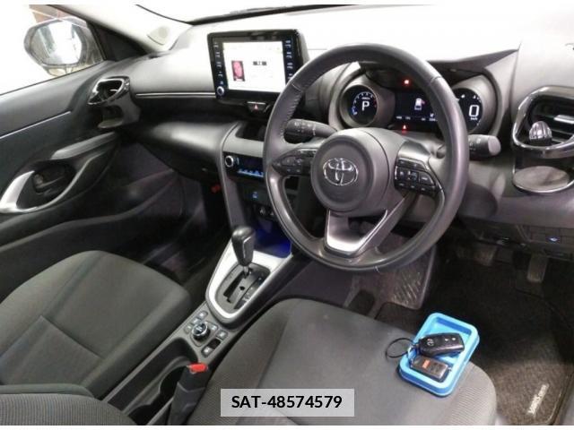 Toyota YARIS CROSS 2023-07 7807321-2