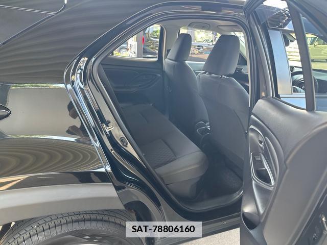 Toyota YARIS CROSS 2023-04 7808968-12