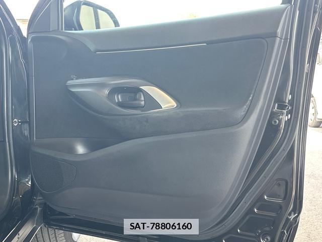Toyota YARIS CROSS 2023-04 7808968-18