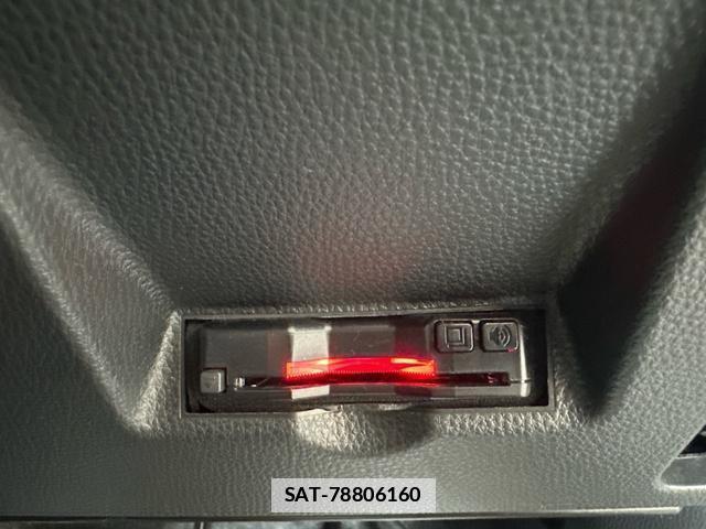 Toyota YARIS CROSS 2023-04 7808968-6