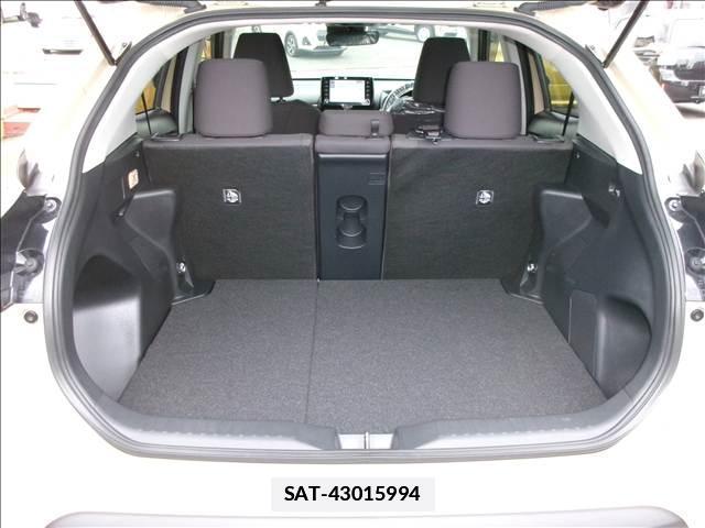 Toyota YARIS CROSS 2023-09 7811253-12