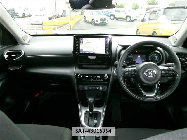 Toyota YARIS CROSS 2023-09 7811253-2
