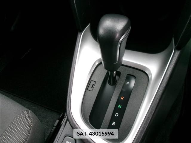 Toyota YARIS CROSS 2023-09 7811253-9