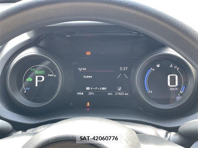 Toyota YARIS 2022-10 7792939-18