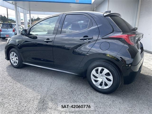 Toyota YARIS 2022-10 7792939-6