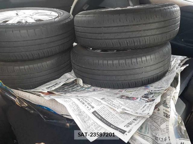 Toyota YARIS 2022-03 7793860-6