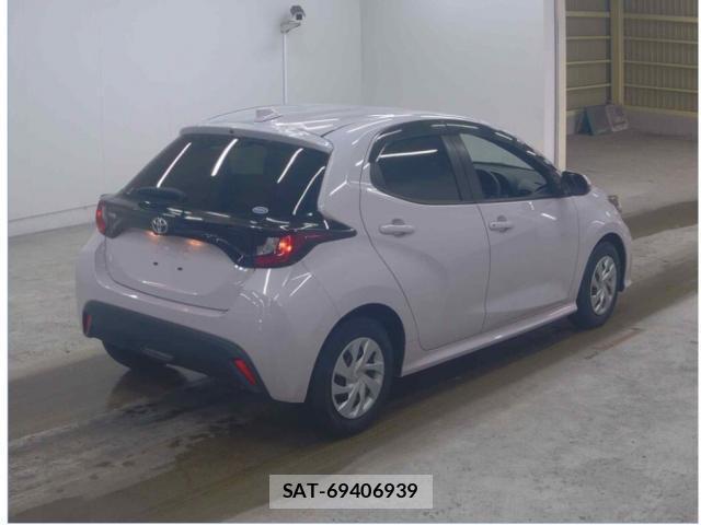 Toyota YARIS 2022-04 7793963-1