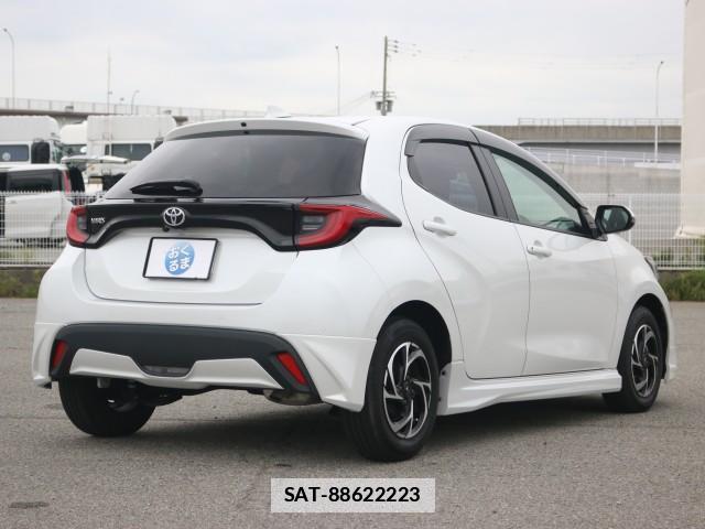 Toyota YARIS 2024-07 7796341-13
