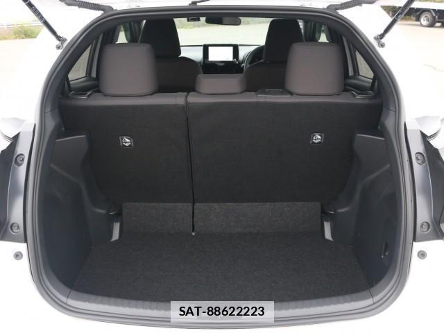 Toyota YARIS 2024-07 7796341-18