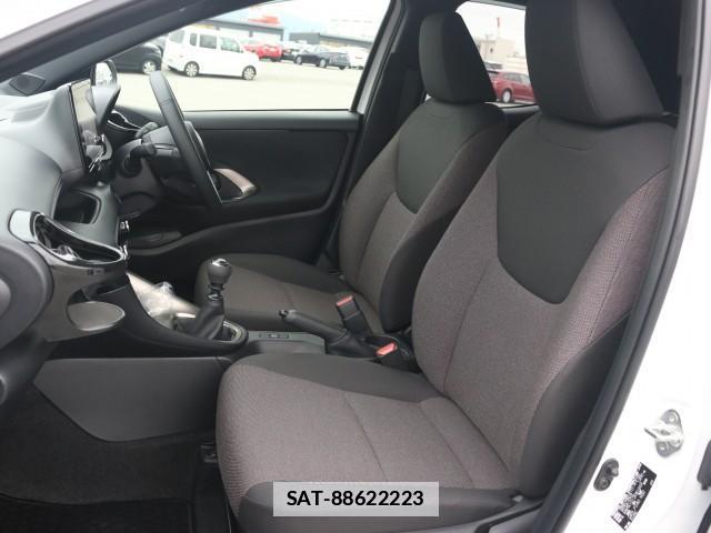 Toyota YARIS 2024-07 7796341-5