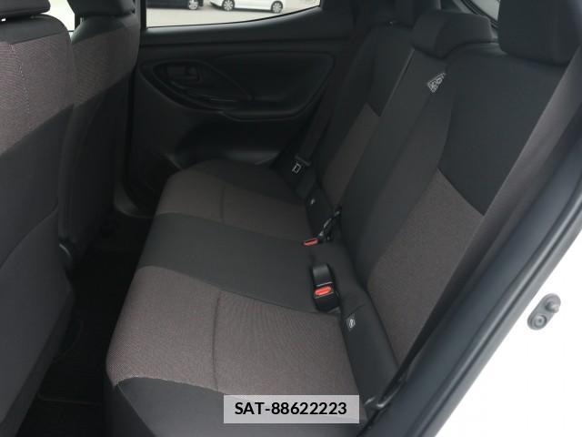 Toyota YARIS 2024-07 7796341-6