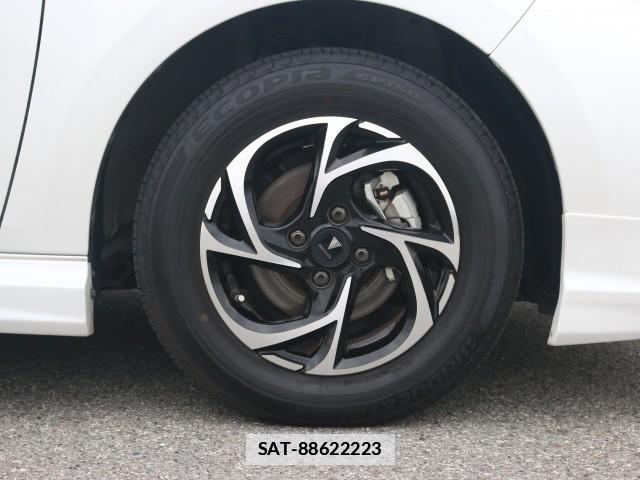 Toyota YARIS 2024-07 7796341-8
