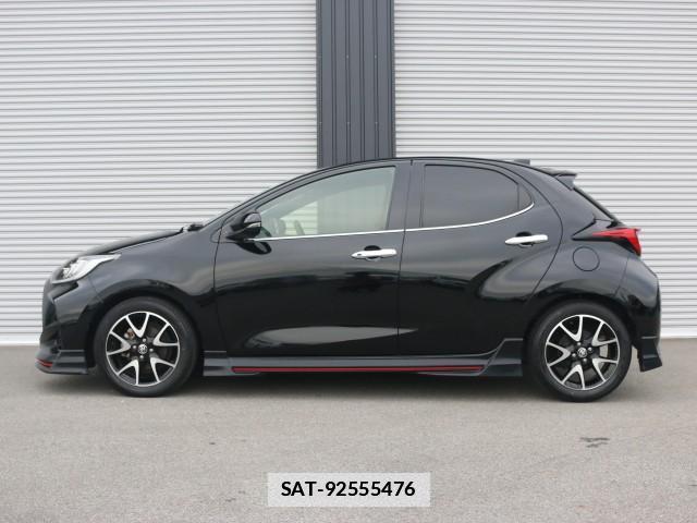 Toyota YARIS 2021-04 7796372-10